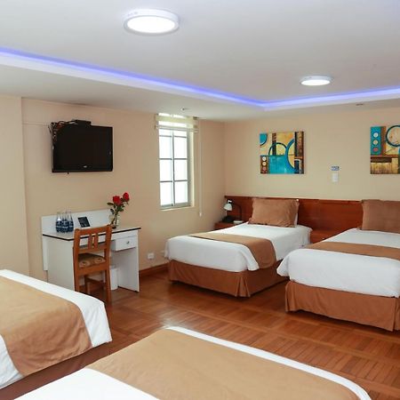 Hotel Carolina Montecarlo Quito Exteriör bild